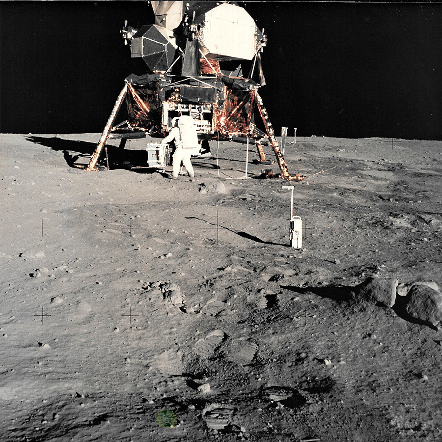 paper apollo 11